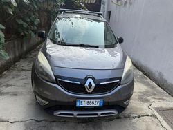 Arancione Usata 2014 Renault Scénic III XMOD Monovolume | 2999 € (Super prezzo)