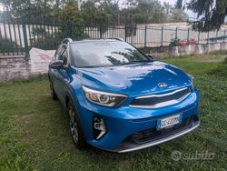 Blu/azzurro Usata 2021 Kia Stonic GT-Line SUV | 16.700 € (Cara)