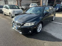 Nero Usata 2013 Lexus CT200h Luxury Line Tre volumi | 5990 € (Molto cara)