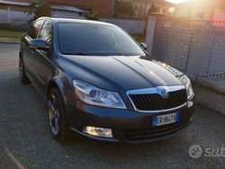 Grigio Usata 2013 Skoda Octavia Tre volumi | 5999 €