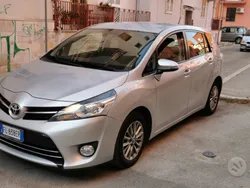 Usata 2017 Toyota Verso Monovolume | 9500 € (Molto cara)