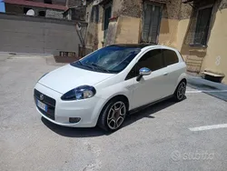 Usata 2007 Fiat Grande Punto Due volumi | 3000 € (Buon prezzo)