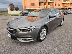 Grigio scuro Usata 2017 Opel Insignia Business Tre volumi | 13.500 € (Buon prezzo)