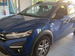 Grigio Usata 2022 Dacia Sandero Comfort Due volumi | 13.890 € (Buon prezzo)