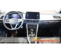Argento(met.) Usata 2023 VW T-Roc Life SUV | 26.000 € (Buon prezzo)