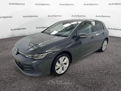 Grigio Nuova 2025 VW Golf VIII Life Tre volumi | 29.490 € (Buon prezzo)