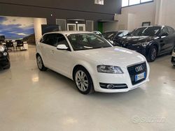 Bianco Usata 2012 Audi A3 Ambiente Tre volumi | 6900 € (Ottimo prezzo)