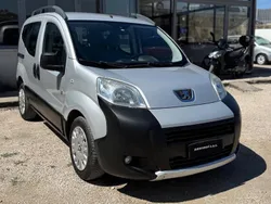 Argento Usata 2010 Peugeot Bipper Outdoor Monovolume | 5500 € (Cara)