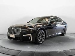 Nero Usata 2021 BMW 730 M Sport Tre volumi | 47.900 €