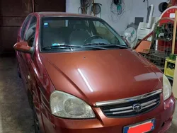 Rosso Usata 2007 Tata Indica Due volumi | 995 €