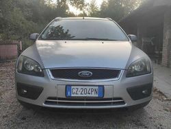 Grigio Usata 2007 Ford Focus Style Station wagon | 2000 € (Buon prezzo)