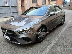 Grigio Usata 2023 Mercedes A180 Advanced Plus Due volumi | 35.490 € (Molto cara)
