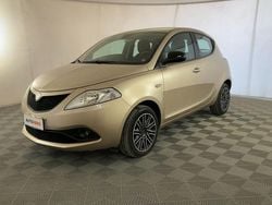 Oro Usata 2021 Lancia Ypsilon Gold Due volumi | 11.599 € (Buon prezzo)
