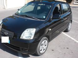 Nero Usata 2006 Kia Picanto Due volumi | 2600 € (Buon prezzo)