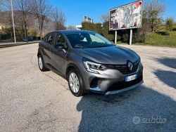 Grigio Usata 2020 Renault Captur Business SUV | 13.790 € (Buon prezzo)