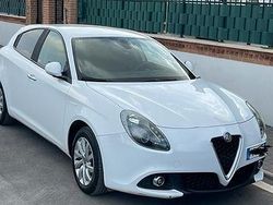 Bianco Usata 2018 Alfa Romeo Giulietta Due volumi | 10.500 € (Ottimo prezzo)