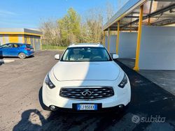 Bianco Usata 2011 Infiniti Fx30 SUV | 9499 € (Ottimo prezzo)