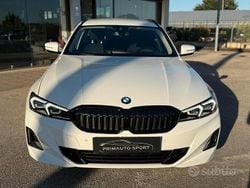 Bianco Usata 2023 BMW 318 Efficient Dynamics Station wagon | 28.800 € (Ottimo prezzo)