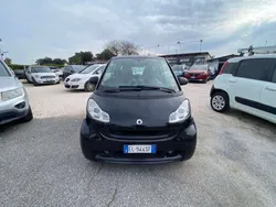 Nero Usata 2012 Smart ForTwo Coupé Pulse Due volumi | 5999 € (Buon prezzo)