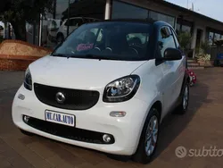 Bianco Usata 2018 Smart ForTwo Coupé Passion Due volumi | 12.900 € (Buon prezzo)