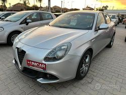 Usata 2018 Alfa Romeo Giulietta Business Tre volumi | 9750 € (Molto cara)