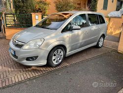 Grigio Usata 2008 Opel Zafira Cosmo Monovolume | 1700 €