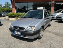 Grigio Usata 2001 Citroën Saxo Due volumi | 900 € (Ottimo prezzo)