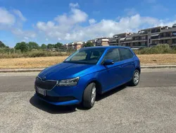 Blu/azzurro Usata 2019 Skoda Fabia Business Line Tre volumi | 9500 € (Ottimo prezzo)