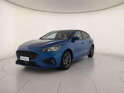 Blu/azzurro Usata 2021 Ford Focus ST-Line Tre volumi | 16.700 € (Buon prezzo)