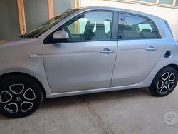 Grigio Usata 2015 Smart ForFour Prime Due volumi | 9500 €