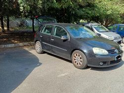 Nero Usata 2005 VW Golf IV Tre volumi | 2500 € (Buon prezzo)