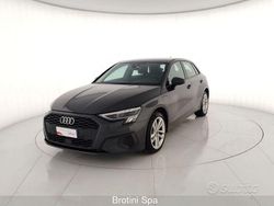 Grigio Usata 2022 Audi A3 Advanced Tre volumi | 28.000 €