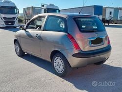 Usata 2006 Lancia Ypsilon Due volumi | 1500 € (Buon prezzo)