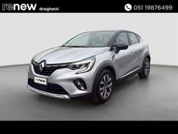 Grigio chiaro Usata 2020 Renault Captur Intens SUV | 15.900 € (Buon prezzo)