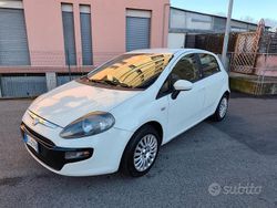 Bianco Usata 2011 Fiat Punto Evo Due volumi | 4200 € (Buon prezzo)