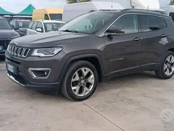 Grigio Usata 2020 Jeep Compass Limited SUV | 18.900 € (Buon prezzo)