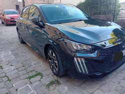 Usata 2024 Peugeot 208 Allure Due volumi | 15.500 € (Buon prezzo)