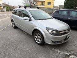 Grigio Usata 2005 Opel Astra Cosmo Station wagon | 1300 € (Buon prezzo)