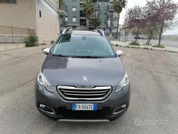 Grigio Usata 2015 Peugeot 2008 Allure SUV | 9900 € (Buon prezzo)
