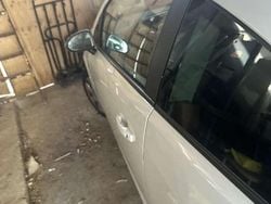 Usata 2010 Opel Corsa Club Tre volumi | 4000 € (Buon prezzo)