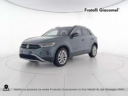 Petroleum blue metallizzato nero Usata 2022 VW T-Roc Life SUV | 21.900 € (Ottimo prezzo)