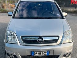 Grigio Usata 2008 Opel Meriva Monovolume | 1990 € (Buon prezzo)
