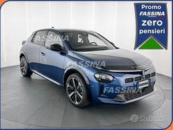 Blu Nuova 2025 Lancia Ypsilon Due volumi | 22.900 € (Molto cara)