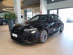 Nero Usata 2022 Audi RS3 Sportback Due volumi | 53.900 € (Buon prezzo)