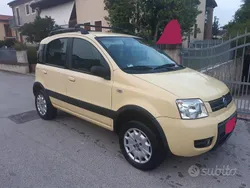 Usata 2005 Fiat Panda 4x4 Climbing Due volumi | 5000 € (Buon prezzo)
