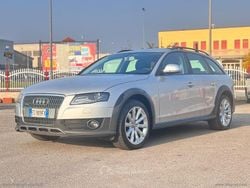 Gray Usata 2011 Audi A4 Advanced Tre volumi | 9400 € (Buon prezzo)