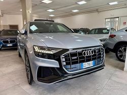 Grigio Usata 2020 Audi Q8 S-Line SUV | 44.990 € (Ottimo prezzo)