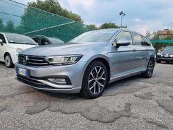 Grigio Usata 2020 VW Passat Business Station wagon | 24.500 € (Molto cara)