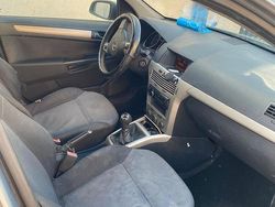 Usata 2008 Opel Astra Tre volumi | 500 € (Super prezzo)