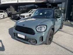 Sage green metallizzato Usata 2021 Mini Cooper D Countryman Business SUV | 28.500 € (Buon prezzo)
